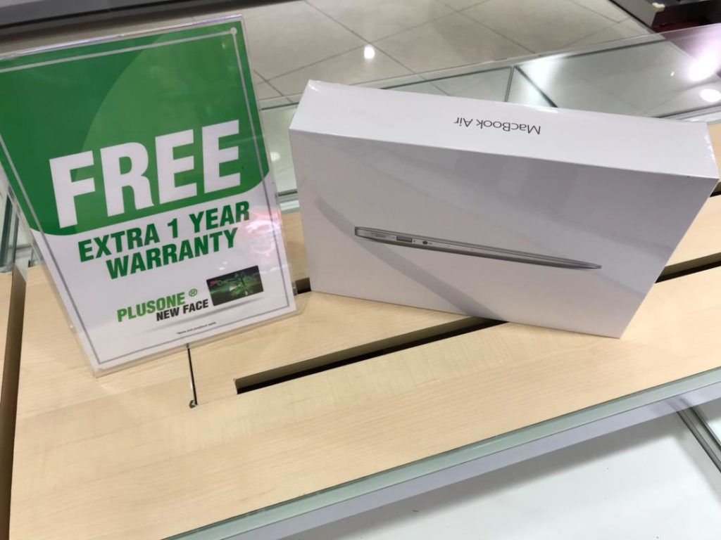 Macbook air opening promotion RM 2799